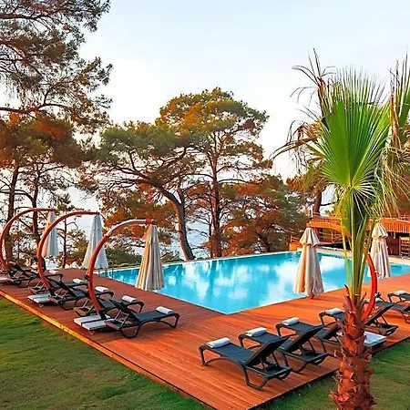 Lov Adults Only Hotel 3*